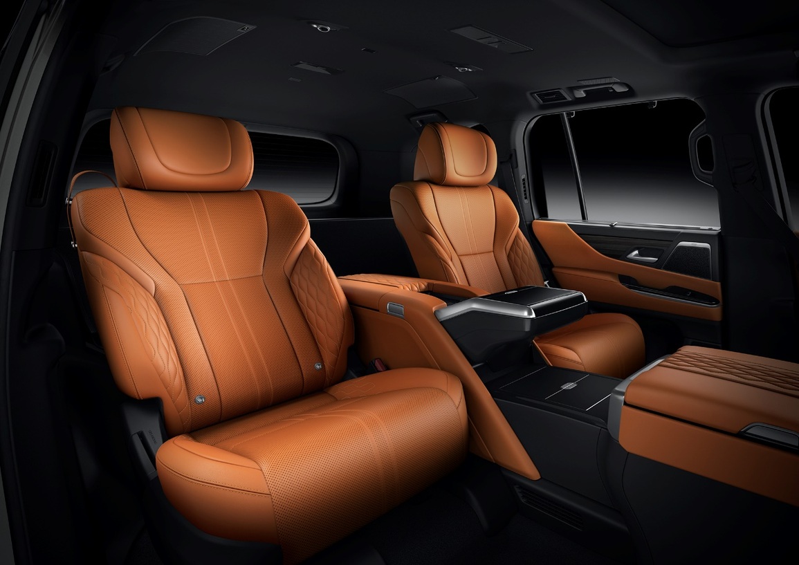 Lịch sử của huyền thoại Lexus LX với dấu ấn LX600 - 5 Lịch sử của huyền thoại Lexus LX với dấu ấn LX600 - 5