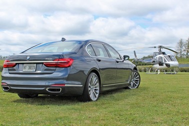 BMW triệu hồi xe 7-Series trên toàn thế giới