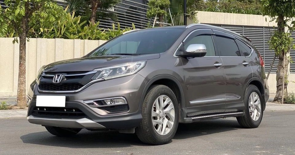 Đồng nghiệp bán lại Honda CR-V, nói tự khảo giá: Có nên mua? - 1 Đồng nghiệp bán lại Honda CR-V, nói tự khảo giá: Có nên mua? - 1