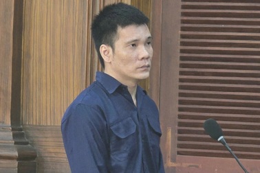 Người đàn ông ở TPHCM bất ngờ bị kẻ “ngáo đá” đánh trọng thương