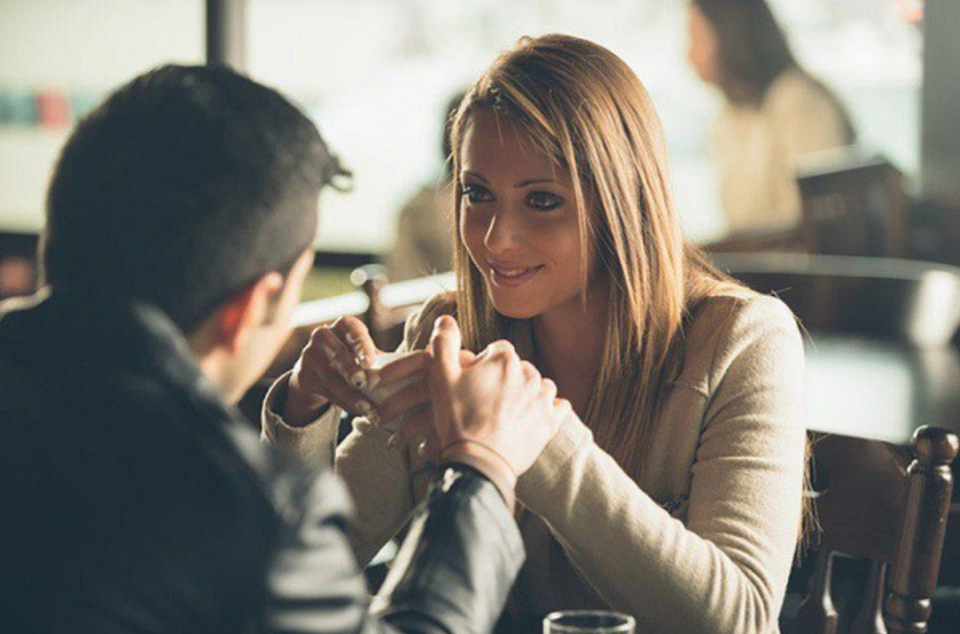 Chán chồng lên tận cổ vẫn dứt khoát không ly hôn vì sợ... mất tiền - 1