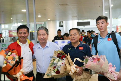 U23 Việt Nam mang Cúp vô địch Đông Nam Á về đến Hà Nội