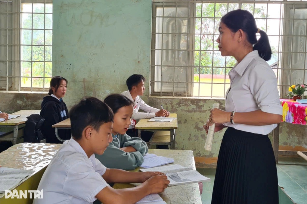 Dak Lak អនុញ្ញាតឱ្យសិស្សទូទាំងខេត្តនៅផ្ទះពីសាលាដើម្បីបញ្ចៀសព្យុះ Kalmaegi - ១ Đắk Lắk cho học sinh toàn tỉnh nghỉ học phòng, tránh bão Kalmaegi - 1