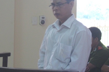 Thẩm phán nhận tiền đương sự lĩnh án