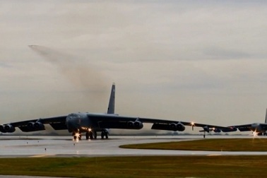 12 oanh tạc cơ B-52 tham gia tập trận tấn công hạt nhân