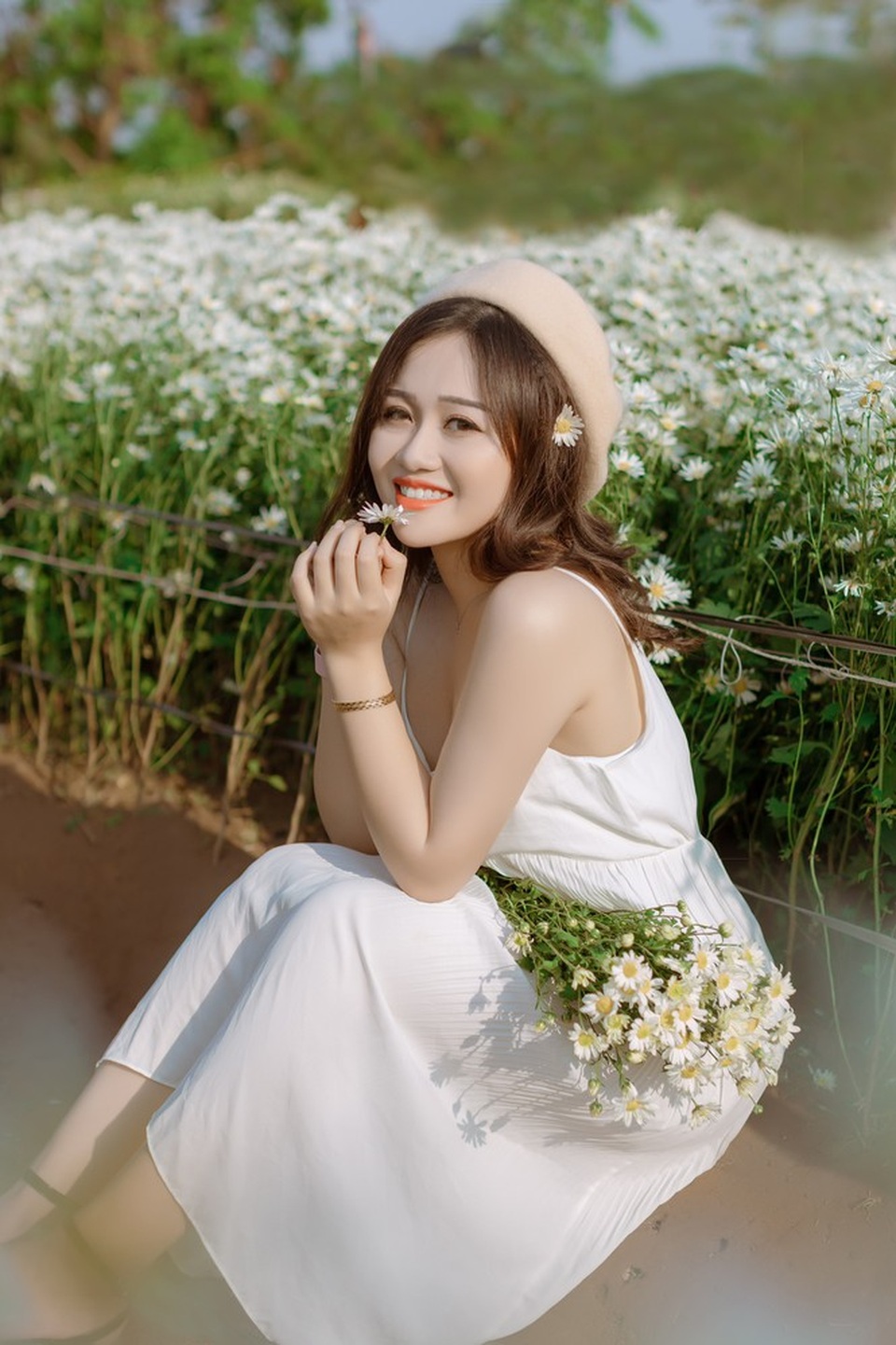 Người con gái Đà Lạt lập nghiệp trên thành phố hoa lệ - 3 Người con gái Đà Lạt lập nghiệp trên thành phố hoa lệ - 3