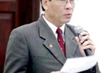 Vinh quang và cay đắng