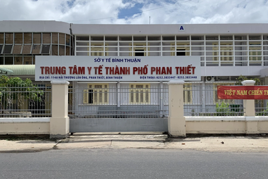 Nhóm nhân viên y tế bị ngộ độc thực phẩm khi du lịch tại Mũi Né