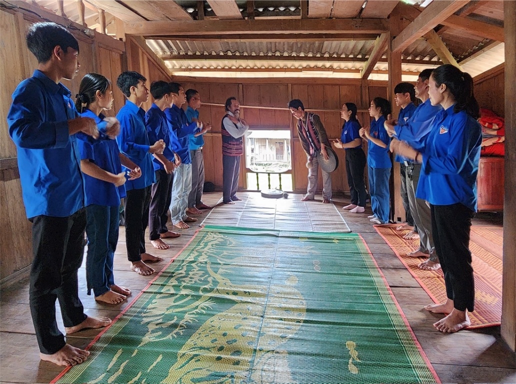 nghe6.jpg nghe6.jpg