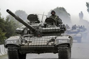Xe tăng Nga tiến vào Nam Ossetia