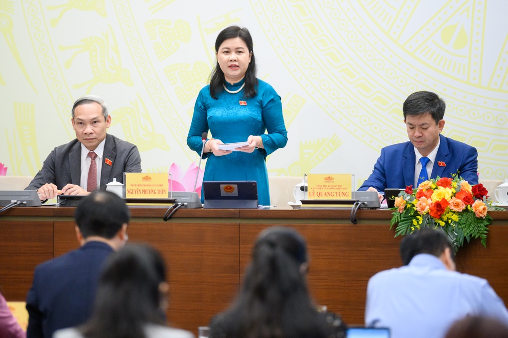 Rút ngắn nhiệm kỳ Quốc hội khóa XV để kiện toàn sớm nhân sự Nhà nước - 1 Rút ngắn nhiệm kỳ Quốc hội khóa XV để kiện toàn sớm nhân sự Nhà nước - 1