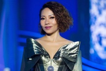 Diva Hà Trần hủy liveshow 30 năm ca hát vì "không đủ năng lực tài chính"