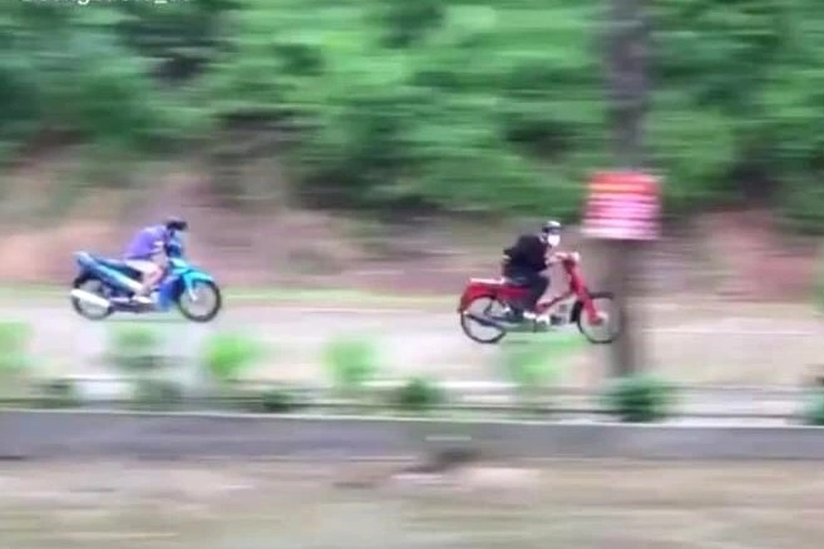 Xử phạt 4 đối tượng đua xe, khoe trên Tik Tok - 1 Xử phạt 4 đối tượng đua xe, khoe trên Tik Tok - 1