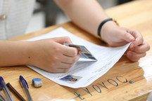 Buộc mua giấy nháp "dát vàng", sinh viên trăn trở 3-4 tờ bằng cả bữa ăn