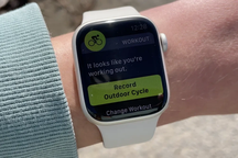 Lộ tin sẽ có Apple Watch Pro, nhắm vào người đam mê thể thao