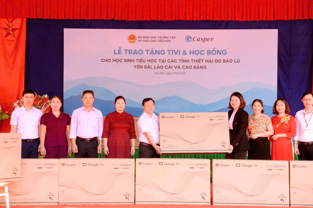 Casper Việt Nam tặng 60 Smart tivi và 70 suất học bổng cho học sinh miền núi - 2 Casper Việt Nam tặng 60 Smart tivi và 70 suất học bổng cho học sinh miền núi - 2