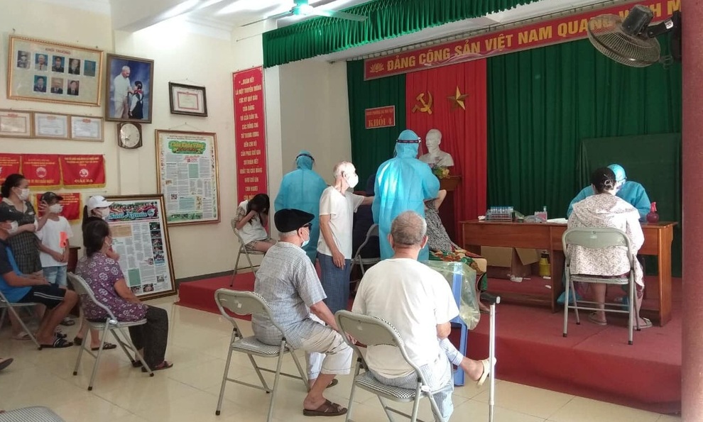 Nghệ An khẩn tìm người tiếp xúc gần nữ nhân viên làm tóc mắc Covid-19 - 9