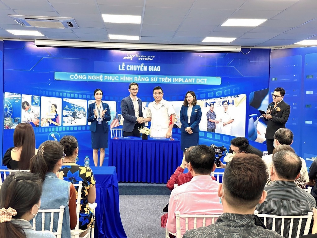 Ứng dụng công nghệ DCT trong quy trình trồng răng implant tại Nha khoa Lạc Việt Intech - 1 Ứng dụng công nghệ DCT trong quy trình trồng răng implant tại Nha khoa Lạc Việt Intech - 1