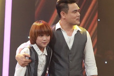 ​Quán quân “Thần tượng âm nhạc nhí” soán luôn giải nhất “Gia đình song ca”