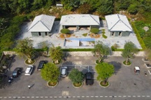 Tháo dỡ khu biệt thự trái phép trên đất quốc phòng ở Thanh Hóa