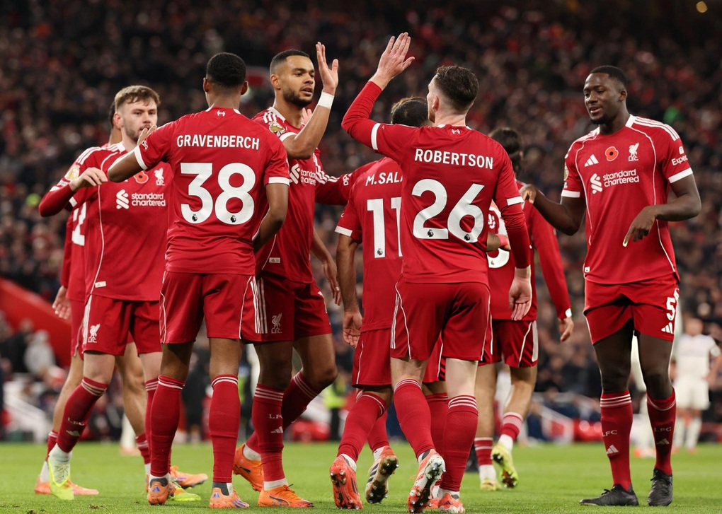 Liverpool menghilangkan dahaga mereka untuk kemenangan, mengalahkan Aston Villa di tempat sendiri - 2 Liverpool giải cơn khát chiến thắng, hạ Aston Villa trên sân nhà - 2