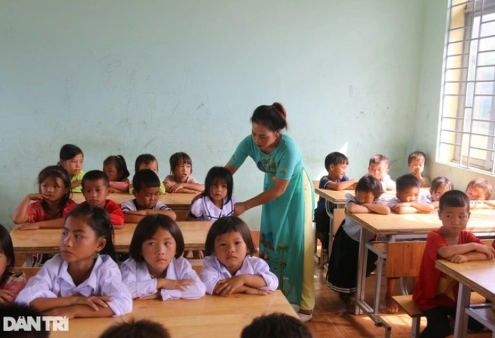 Trăn trở chính sách tiền lương giáo viên - 1