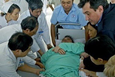 Du khách Nga bị thương được đưa về nước