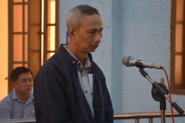 Cán bộ thuế lĩnh án tù vì đe dọa, ép doanh nghiệp đưa 97 triệu đồng