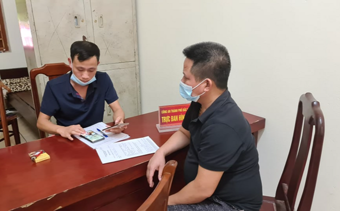 Chủ quán nướng bắt nữ khách hàng quỳ gối xin lỗi có thể đối diện mức án 2 năm tù - Ảnh 2. Chủ quán nướng bắt nữ khách hàng quỳ gối xin lỗi có thể đối diện mức án 2 năm tù - Ảnh 2.