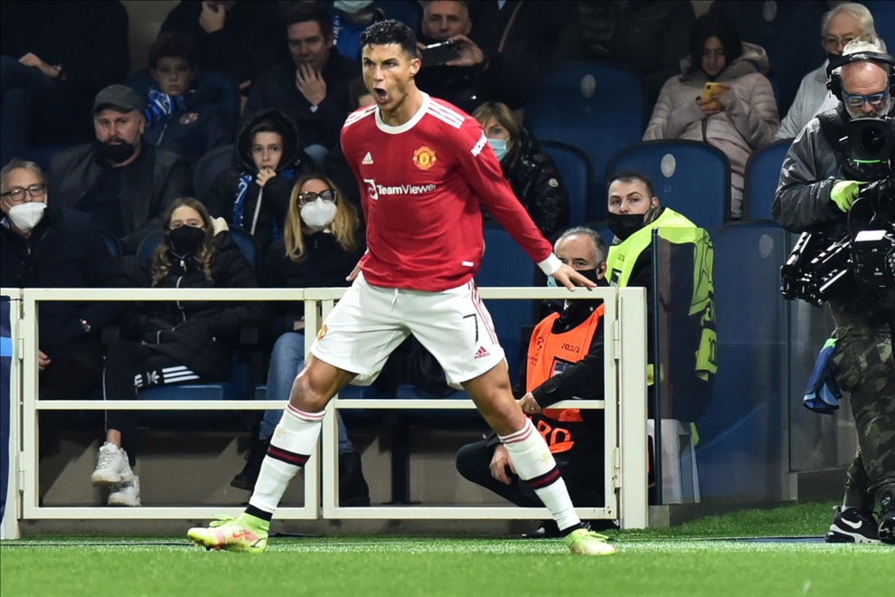 Tranh cãi gay gắt vì bàn thắng của C.Ronaldo… không hợp lệ - 2 Tranh cãi gay gắt vì bàn thắng của C.Ronaldo… không hợp lệ - 2