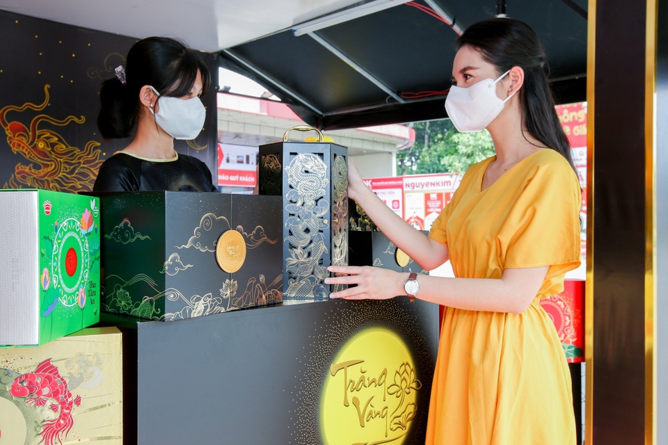 Trung thu: Lễ hội của tình thân và sự đoàn viên - 1 Trung thu: Lễ hội của tình thân và sự đoàn viên - 1