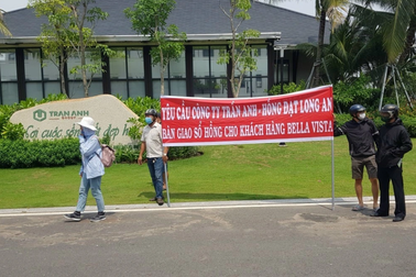 Cả trăm người gặp rắc rối vì chưa được cấp chứng nhận quyền sử dụng đất