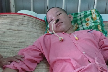 Đắng lòng người vợ nhiều lần nhìn chồng “hộc máu” chết hụt 