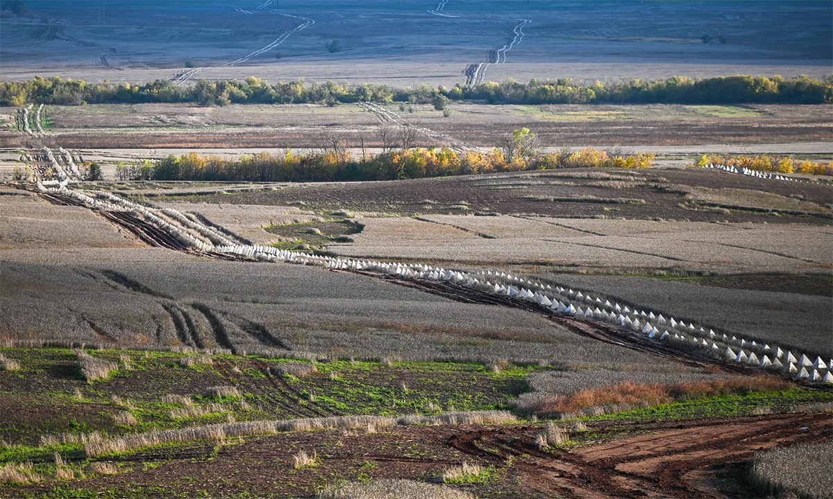 Gió đổi chiều, Ukraine chuyển sang phòng ngự chiến lược, ngăn đà sụp đổ - 3 Gió đổi chiều, Ukraine chuyển sang phòng ngự chiến lược, ngăn đà sụp đổ - 3