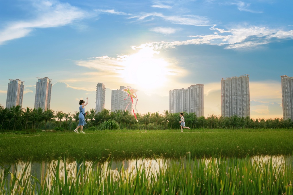 Nhà sáng lập Ecopark nhận giải thưởng “Top 10 thương hiệu mạnh Việt Nam 2025” - 4 Nhà sáng lập Ecopark nhận giải thưởng “Top 10 thương hiệu mạnh Việt Nam 2025” - 4