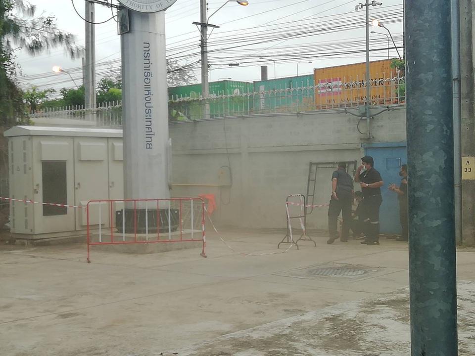 Gặp sự cố về điện, trận đấu của Muangthong bị hoãn vô thời hạn - 2 Gặp sự cố về điện, trận đấu của Muangthong bị hoãn vô thời hạn - 2