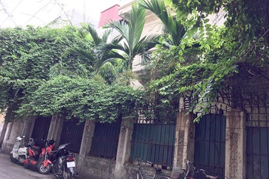 Biệt thự "đòi" từ cựu Chủ tịch Hà Nội Hoàng Văn Nghiên bị bỏ hoang