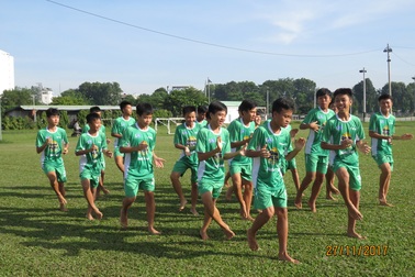 U13 Kawasaki của Nhật Bản giao lưu cùng đội bóng học viện NutiFood