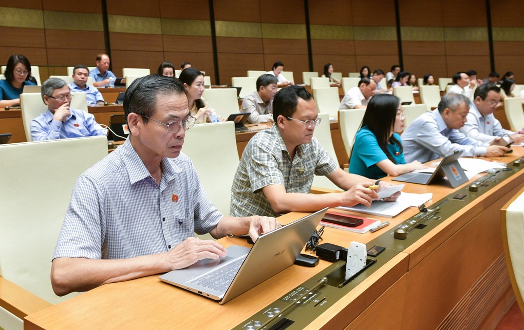 Tranh luận việc trừ tỷ lệ hưởng lương cho mỗi năm nghỉ hưu sớm - 1 Tranh luận việc trừ tỷ lệ hưởng lương cho mỗi năm nghỉ hưu sớm - 1