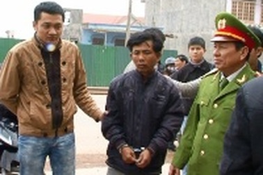 Đột nhập nhà dân giữa ban ngày, phá két sắt trộm 1,7 tỷ đồng