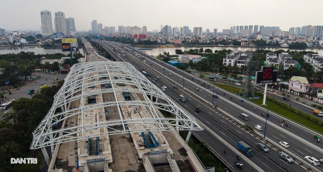 Cận cảnh đại công trường Metro chạy nước rút về đích - 6 Cận cảnh đại công trường Metro chạy nước rút về đích - 6
