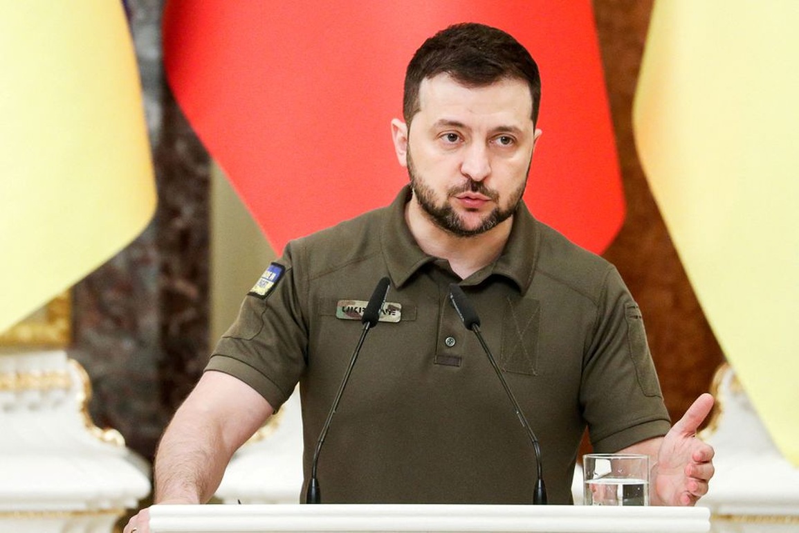 Tổng thống Ukraine kêu gọi phương Tây tăng trừng phạt Nga - 1 Tổng thống Ukraine kêu gọi phương Tây tăng trừng phạt Nga - 1