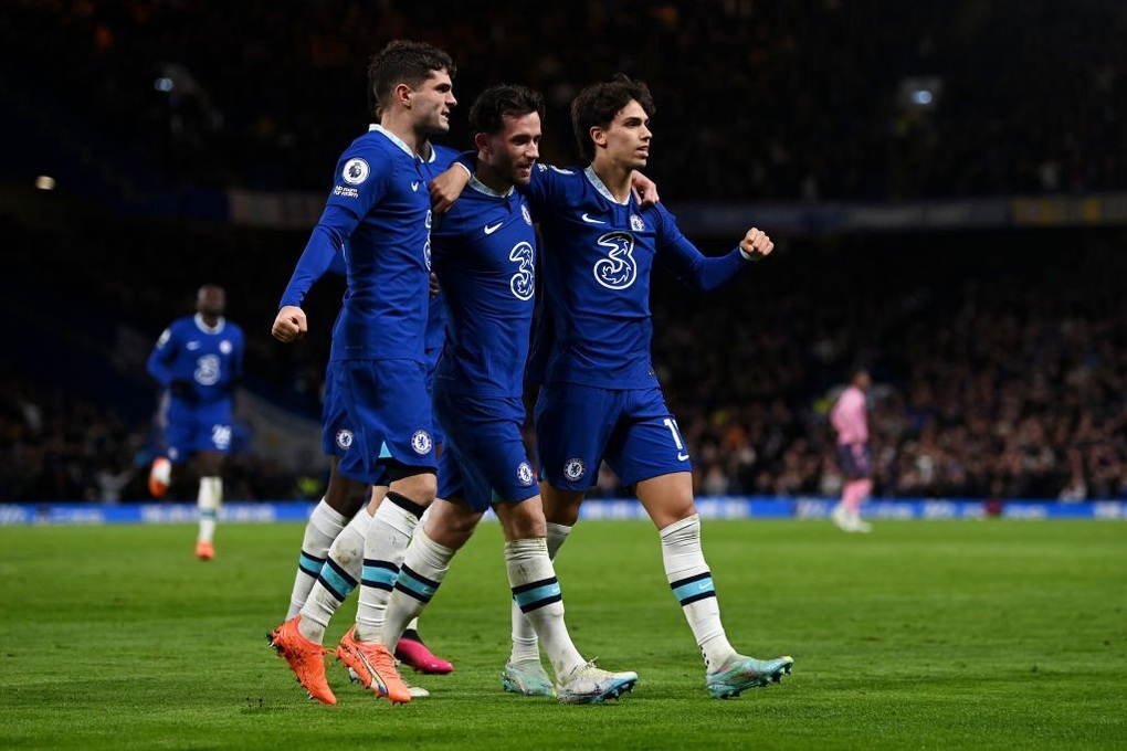 Tottenham bỏ lỡ cơ hội vượt qua Man Utd, Chelsea đứt mạch thắng - 4 Tottenham bỏ lỡ cơ hội vượt qua Man Utd, Chelsea đứt mạch thắng - 4