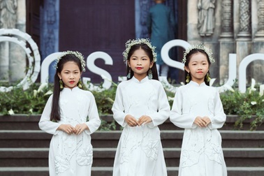 Lễ hội thời trang Sons of the Sun lấy cảm hứng từ Bà Nà Hills thu hút giới mộ điệu