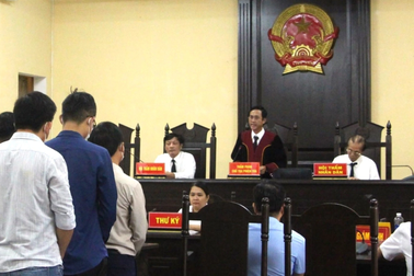 Ban quản lý dự án thông thầu với doanh nghiệp, hàng loạt cán bộ phải vào tù