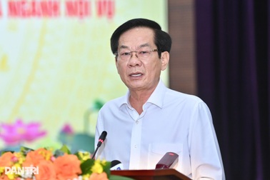 Bộ trưởng Nội vụ yêu cầu gỡ áp lực từ hơn 800 nhiệm vụ dồn xuống cấp xã