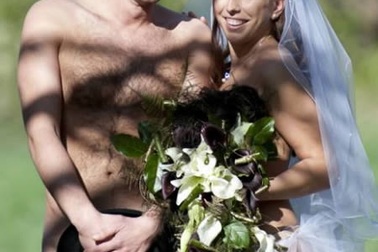 Những sự kiện khỏa thân kì cục trên thế giới