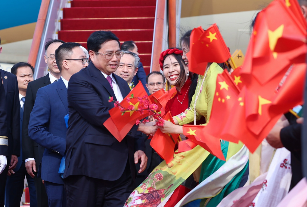 Thủ tướng Phạm Minh Chính đến Bắc Kinh, bắt đầu thăm chính thức Trung Quốc - 4 Thủ tướng Phạm Minh Chính đến Bắc Kinh, bắt đầu thăm chính thức Trung Quốc - 4