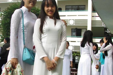 Nữ sinh Bình Định là thủ khoa khối D toàn quốc với 28,25 điểm