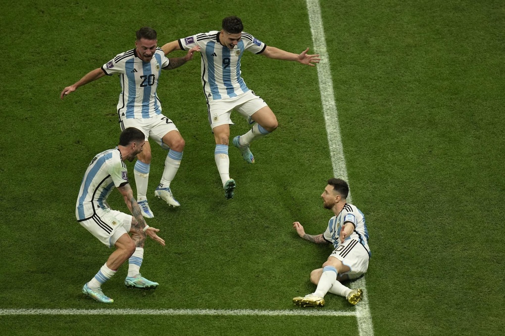 Những hình ảnh ấn tượng ở trận chung kết hay nhất lịch sử World Cup - 6 Những hình ảnh ấn tượng ở trận chung kết hay nhất lịch sử World Cup - 6